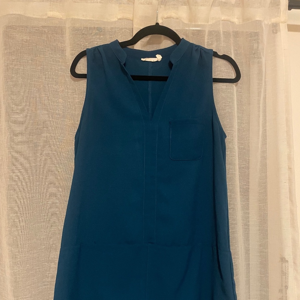 Blue dress
